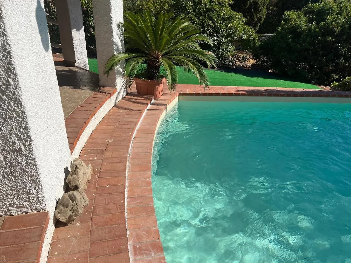Casale Al Mare - Villa With Swimming Pool 150 Meters From The Beach Porto Columbu - Perd'E Sali 0*,