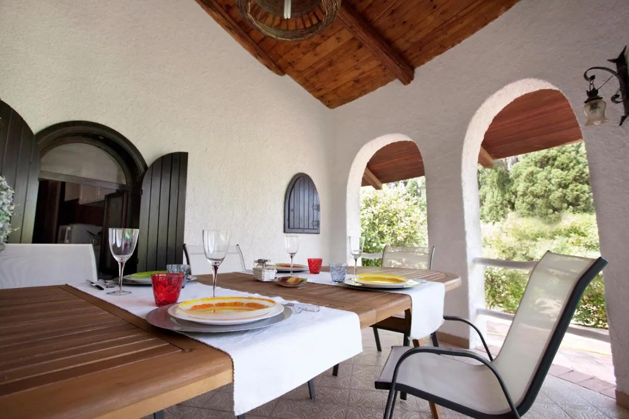 Casale Al Mare - Villa With Swimming Pool 150 Meters From The Beach Porto Columbu - Perd'E Sali 0*,